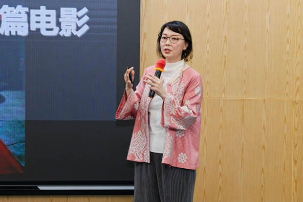  蜜桃传媒